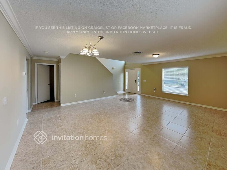 Building Photo - 14213 Econ Woods Ln
