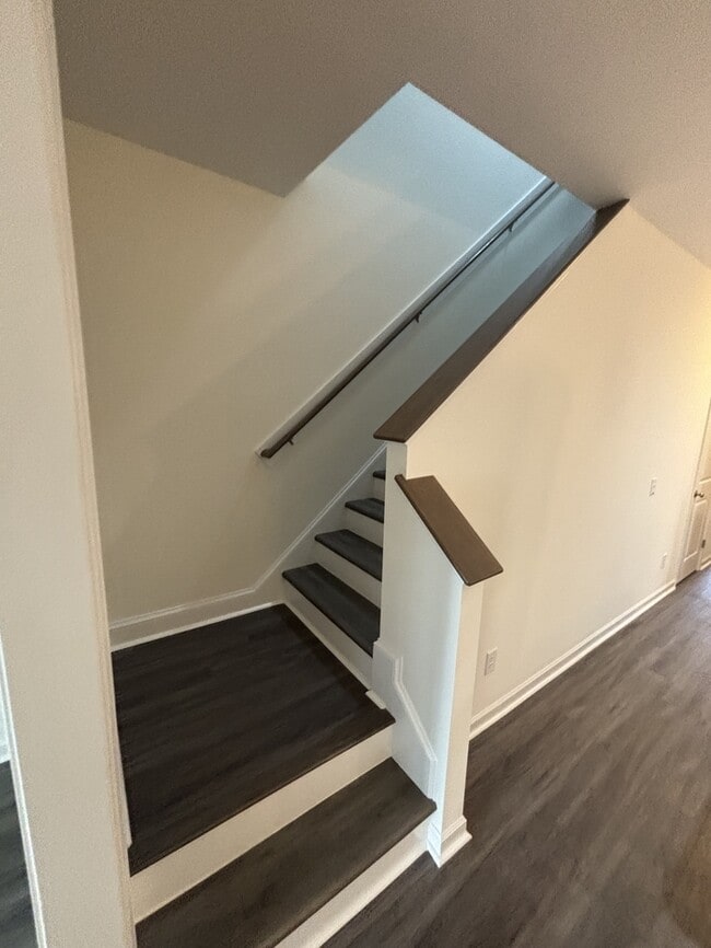 Building Photo - 612 S Blackmon St