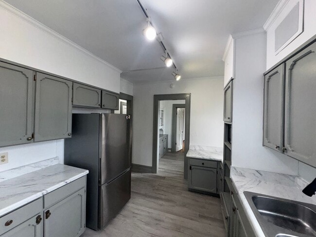 Building Photo - 1024 Quintard Ave