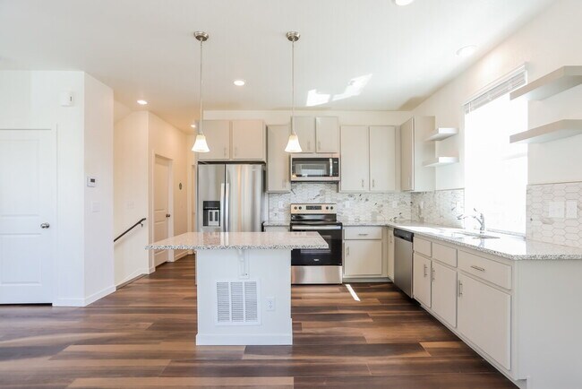 Building Photo - 18571 E 47th Ave