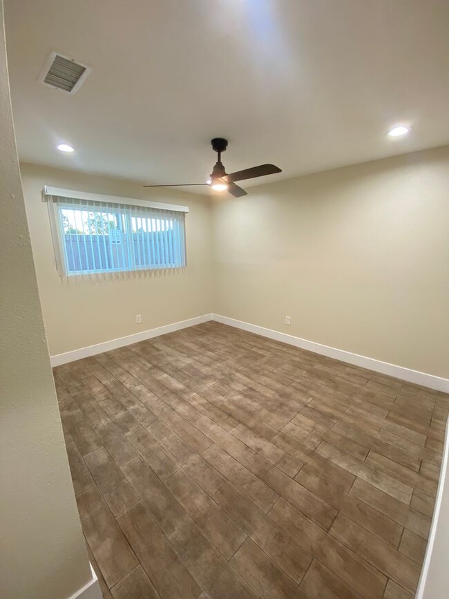 Building Photo - Beautifully Remodeled 3 Bedroom Anaheim Co...