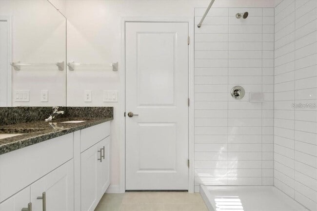 Building Photo - 36403 Well Hill Wy