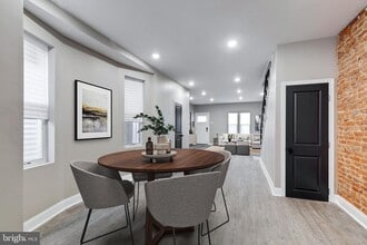 Building Photo - 6205 Elmwood Ave