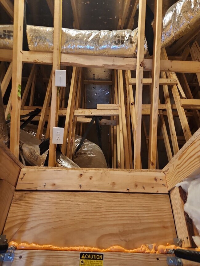 Building Photo - 1315 16th Ave S