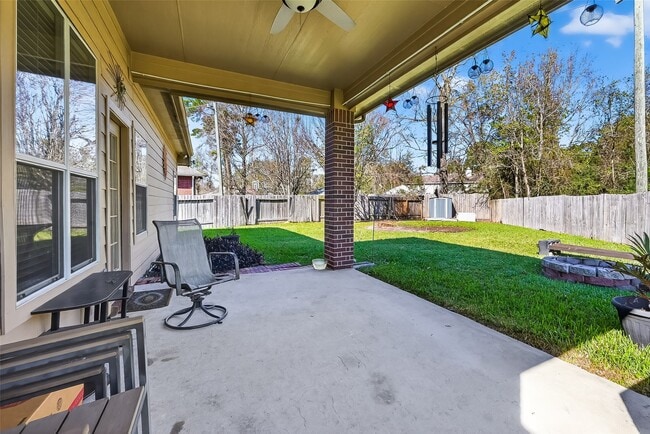 Building Photo - 7002 Casita Dr