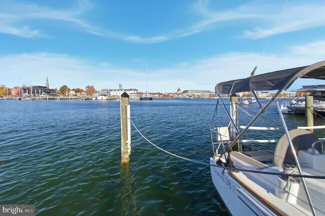 Building Photo - 312 Severn Ave