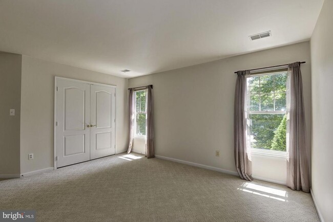 Building Photo - 2905 Gretna Pl