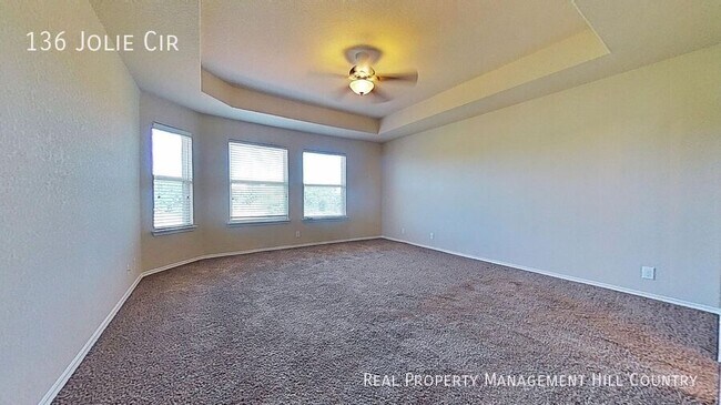 Building Photo - 136 Jolie Cir