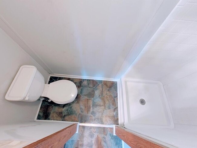 Building Photo - 308 Sunshine Dr