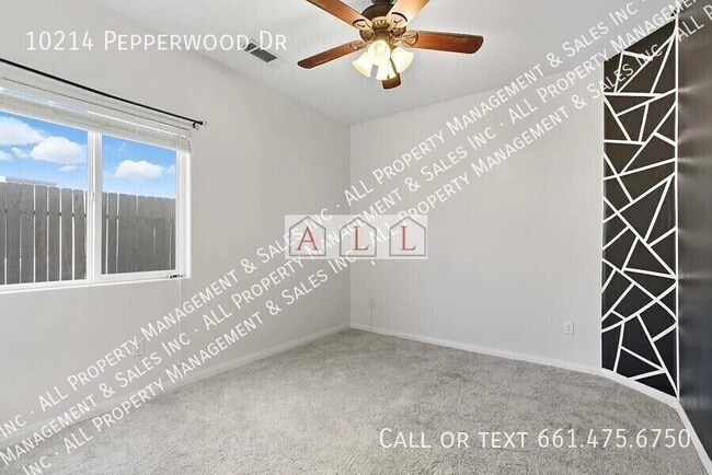 Building Photo - 10214 Pepperwood Dr