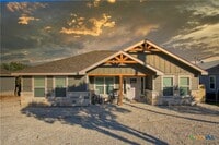 Building Photo - 1139 Cedar Bend
