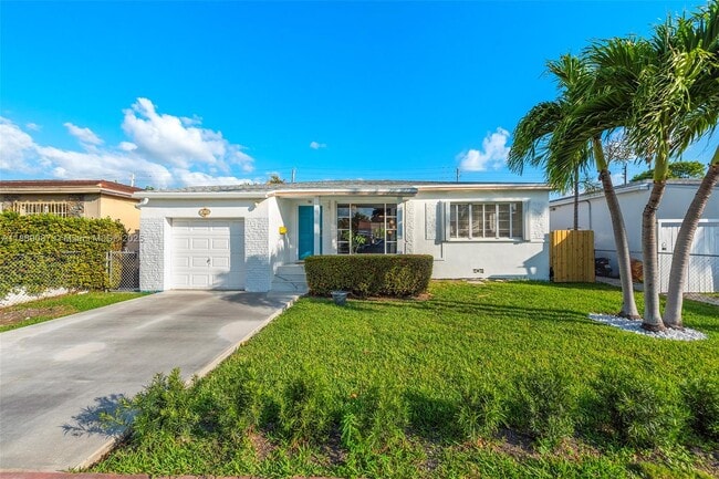 Primary Photo - 1545 Normandy Dr