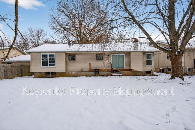 Building Photo - 12117 Castilon Ave