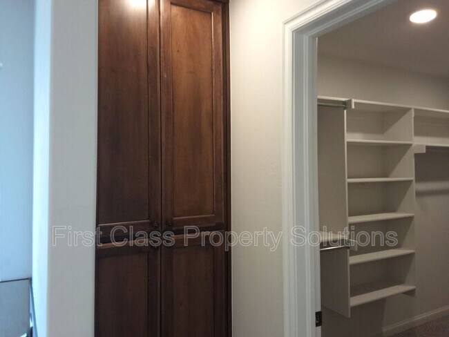 Building Photo - 19616 Bolton Rd