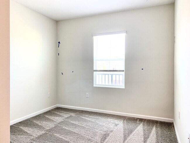 Building Photo - Awesome Townhome for rent