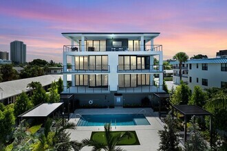 Building Photo - WATERFRONT CONDO ON SINGER ISLAND