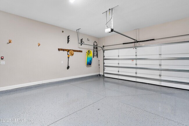 Building Photo - 131 Vly Fls Wy