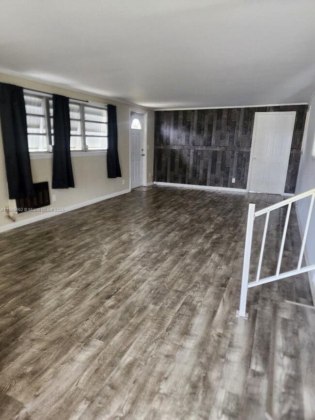 Building Photo - 4248 Hibiscus Cir
