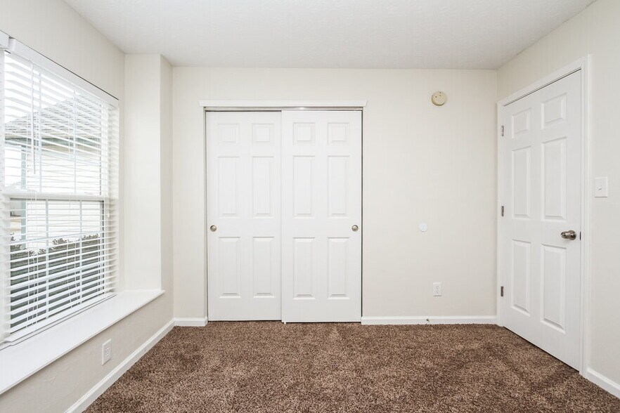 Building Photo - 5309 Waterton Lakes Dr