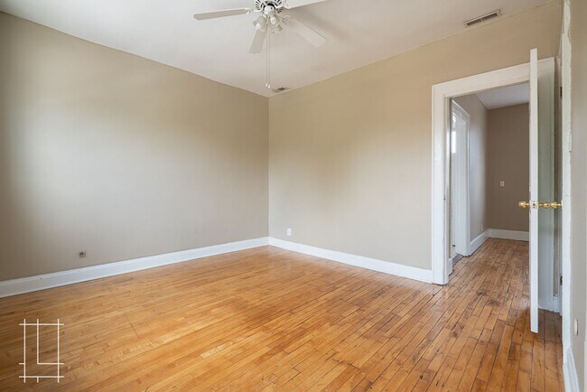 Building Photo - 2487-2491 Summit St.