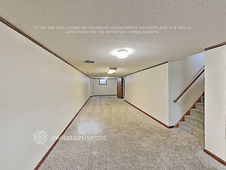 Building Photo - 8221 Bloomington Ave S