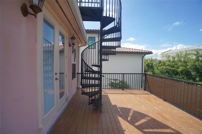 Building Photo - 3603 S Belcher Dr