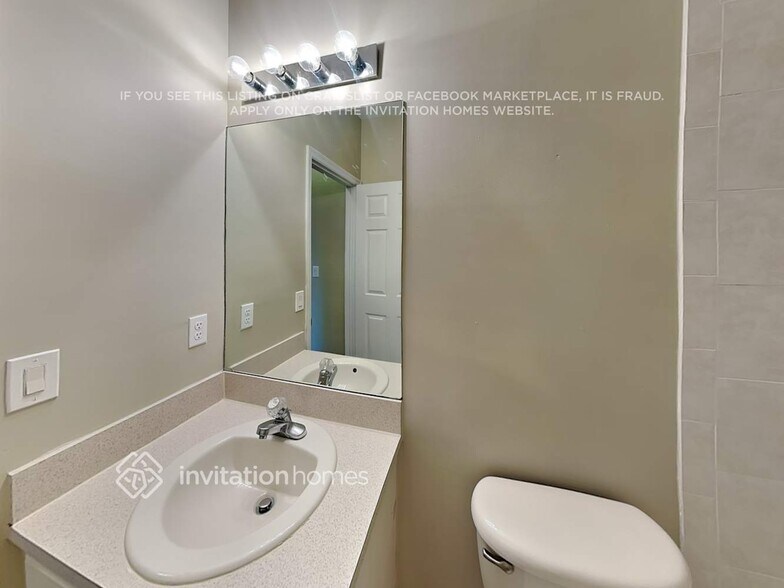 Building Photo - 15349 SW 119th Ln