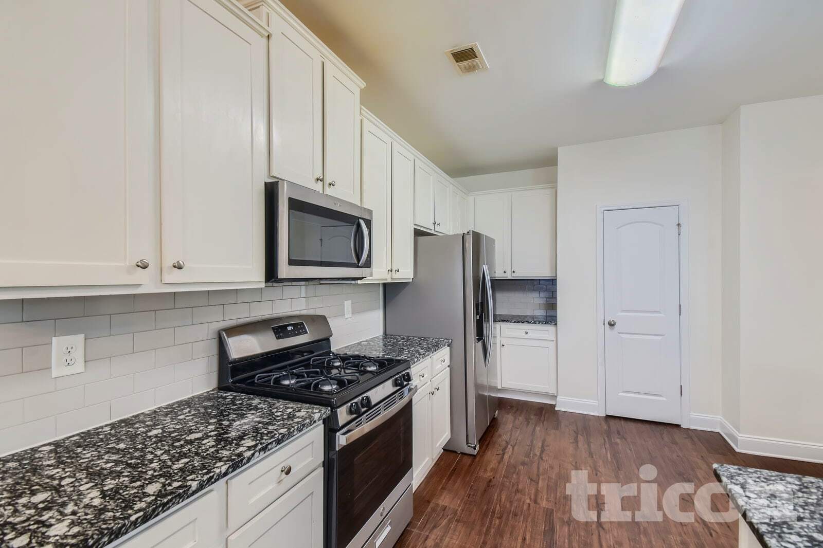 Building Photo - 533 Sprayberry Dr