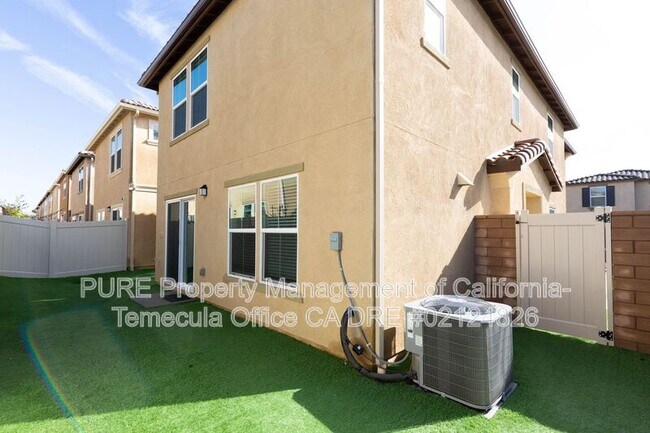 Building Photo - 41966 Pedraza St