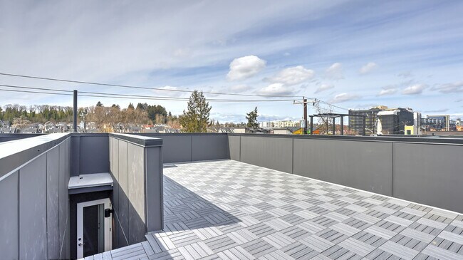 Building Photo - Kitts Verand