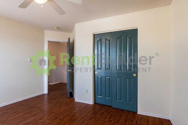 Building Photo - CALL US TODAY AT (505) 808-6467 TO SCHEDUL...