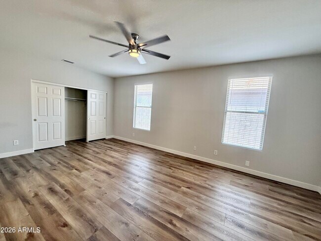 Building Photo - 6558 W Townley Ave
