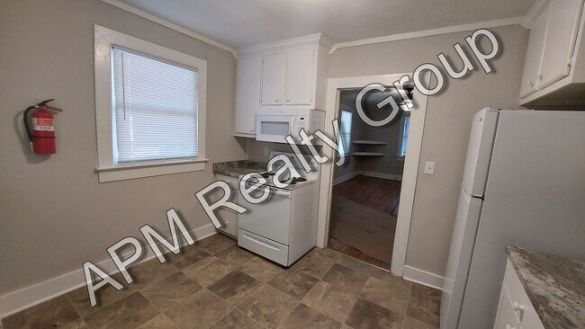 Building Photo - 1512 Melinda Rd