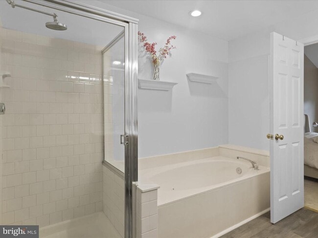 Building Photo - 6528 Osprey Point Ln
