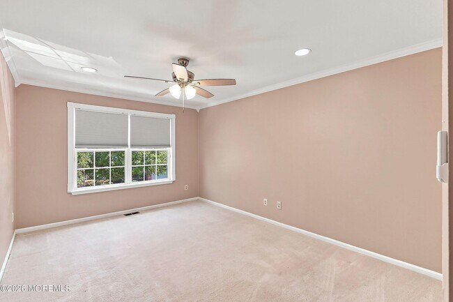 Building Photo - 90 Banyan Blvd