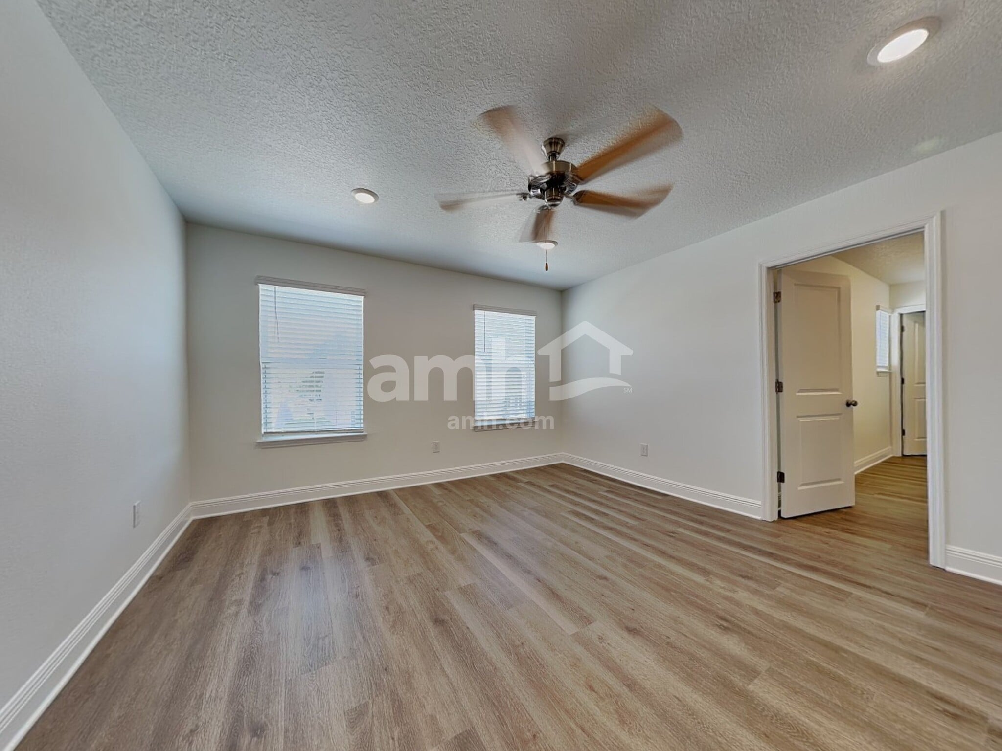 Building Photo - 6689 Atlantic Bch Ave