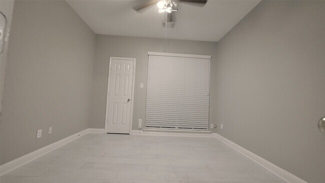 Building Photo - 1314 Caravelle Ct