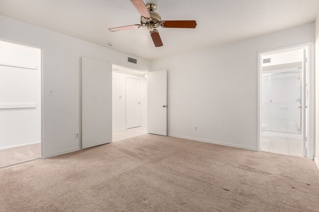 Building Photo - Location, Location, Location!