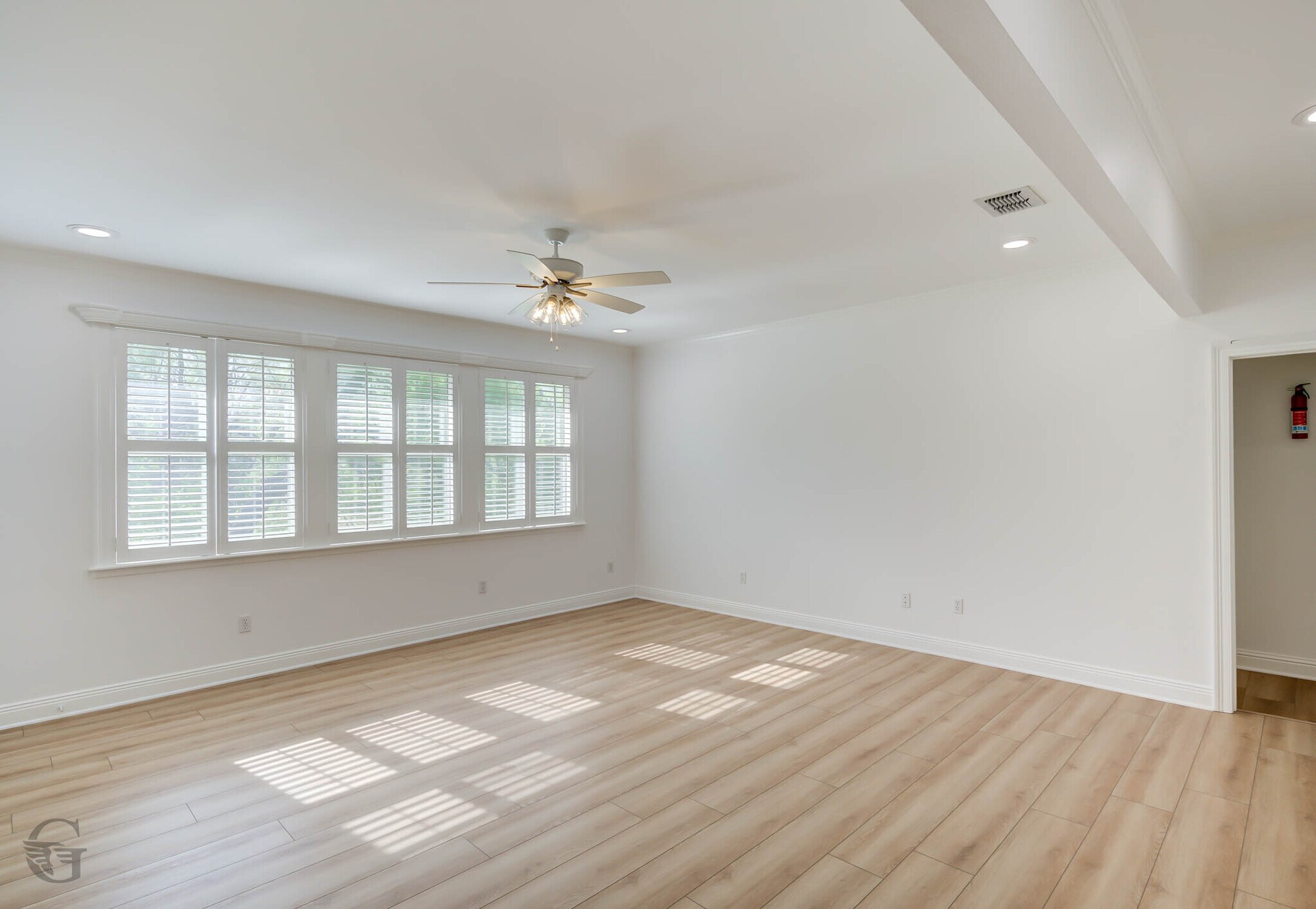 Building Photo - 316 Autumn Ridge Dr