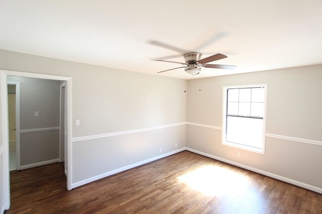 Building Photo - New on the Market with Great New Features!!