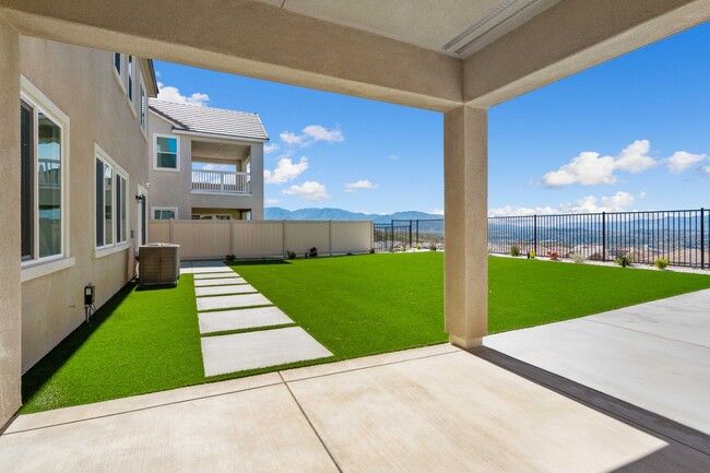 Building Photo - COMING SOON! Skyline Community 4 Bedroom H...