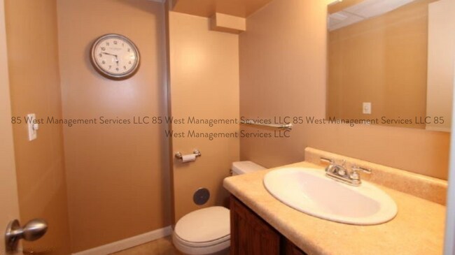 Building Photo - 259 Leyden Ave SW