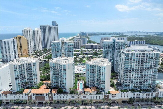 Building Photo - 200 Sunny Isles Blvd
