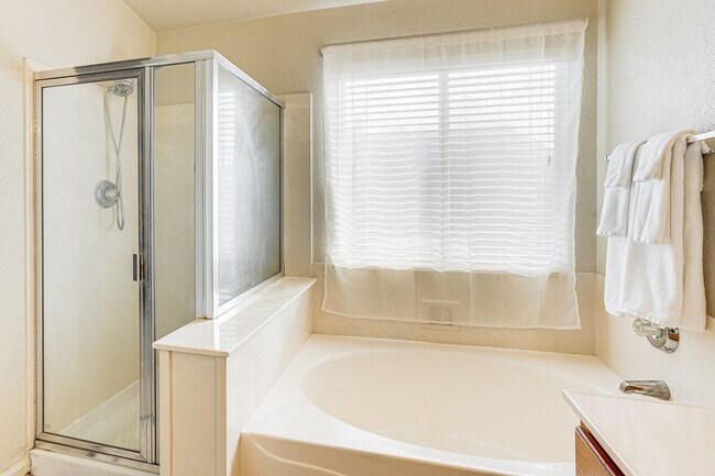 Building Photo - 5773 Barbera Way