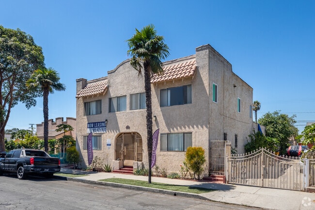 Building Photo - 1935 Myrtle Ave.