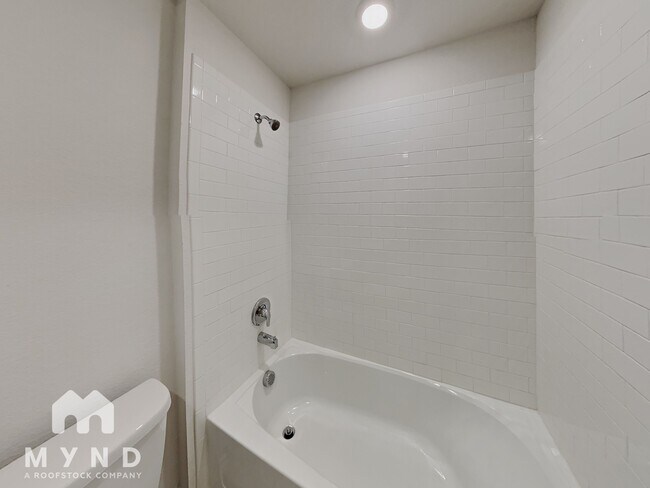 Building Photo - 4101 Black Canyon Dr