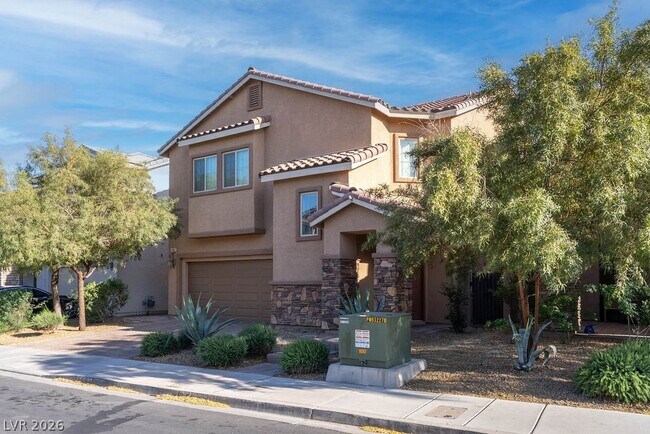 Building Photo - 1067 Fish Pond Ave