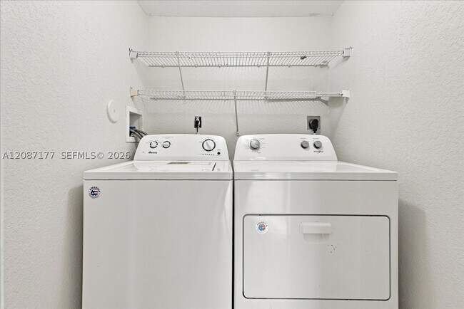 Building Photo - 21000 SW 87th Ave