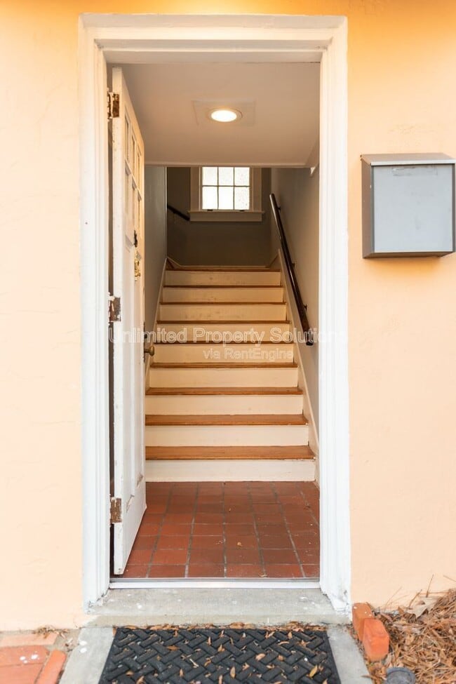 Building Photo - 115 N 16th St