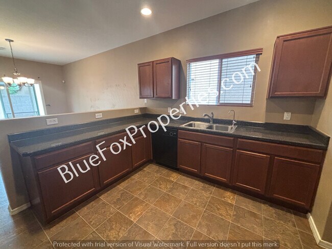 Building Photo - 6959 S Red Maids Dr